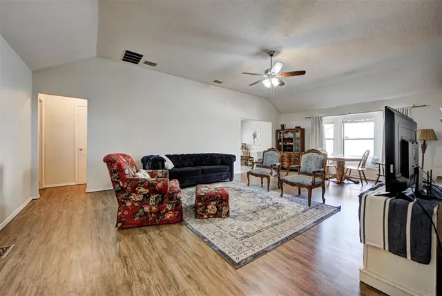 Photo 6 — 12405 Covey Creek Drive, Oklahoma City, OK 73142