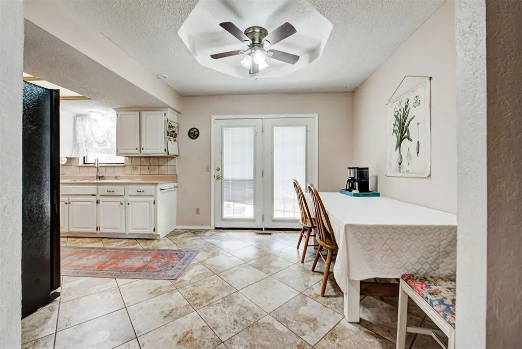 Photo 13 — 12405 Covey Creek Drive, Oklahoma City, OK 73142