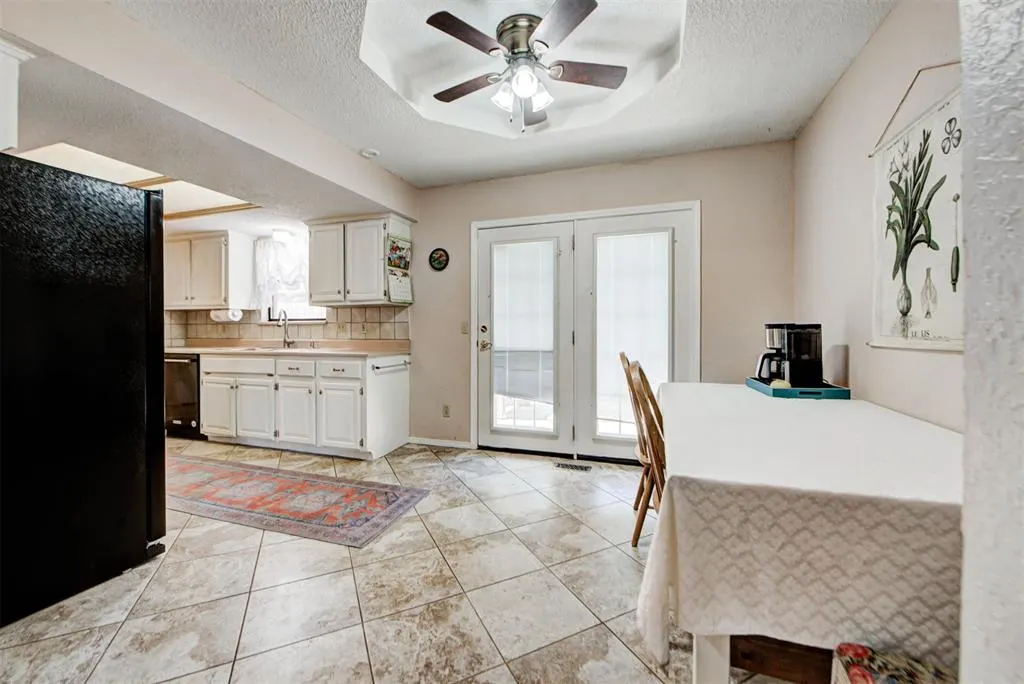 Photo 14 — 12405 Covey Creek Drive, Oklahoma City, OK 73142