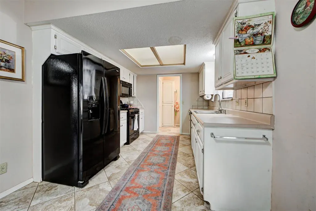 Photo 17 — 12405 Covey Creek Drive, Oklahoma City, OK 73142