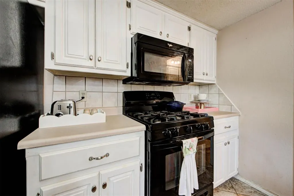 Photo 21 — 12405 Covey Creek Drive, Oklahoma City, OK 73142