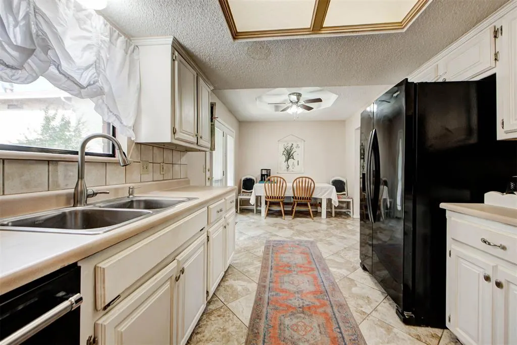 Photo 23 — 12405 Covey Creek Drive, Oklahoma City, OK 73142