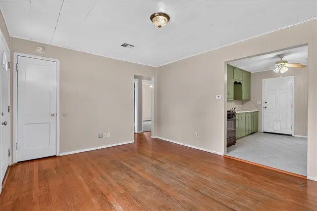 Photo 2 — 3613 S Dumas Avenue, Oklahoma City, OK 73119