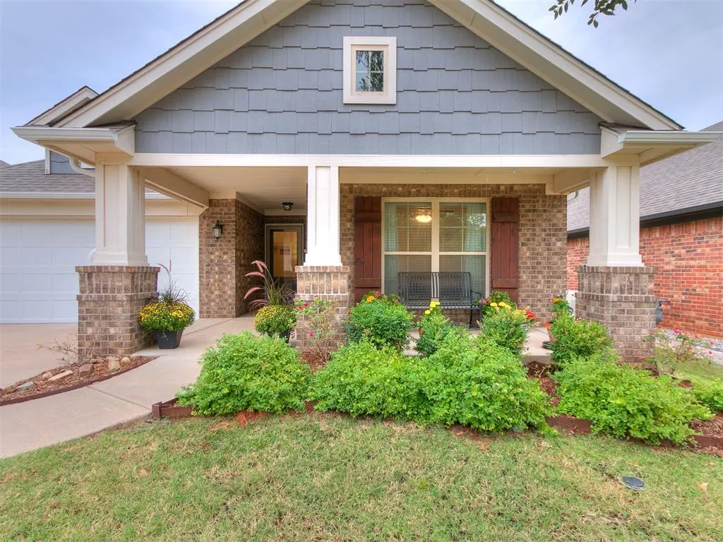Photo 3 — 6 Carat Drive, Yukon, OK 73099