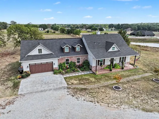 Photo 2 — 34834 Wildcat Way, Shawnee, OK 74801
