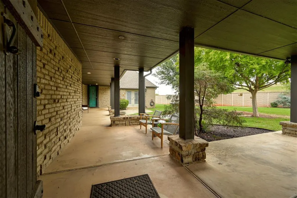 Photo 3 — 10744 N Ann Arbor Avenue, Oklahoma City, OK 73162