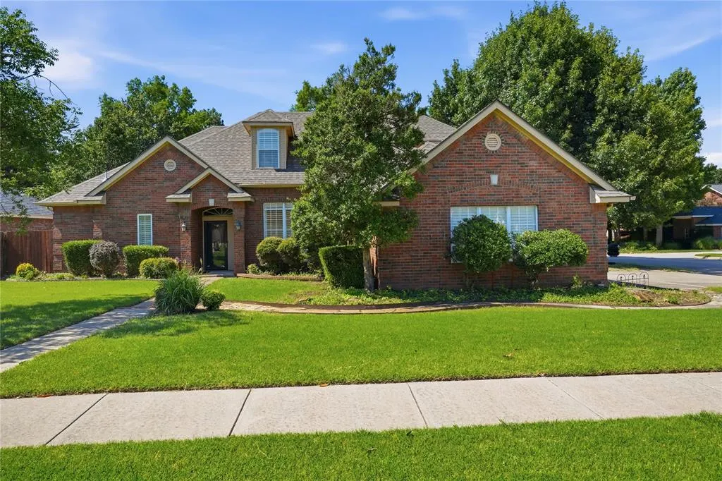 Photo 3 — 4328 Harrogate Drive, Norman, OK 73072