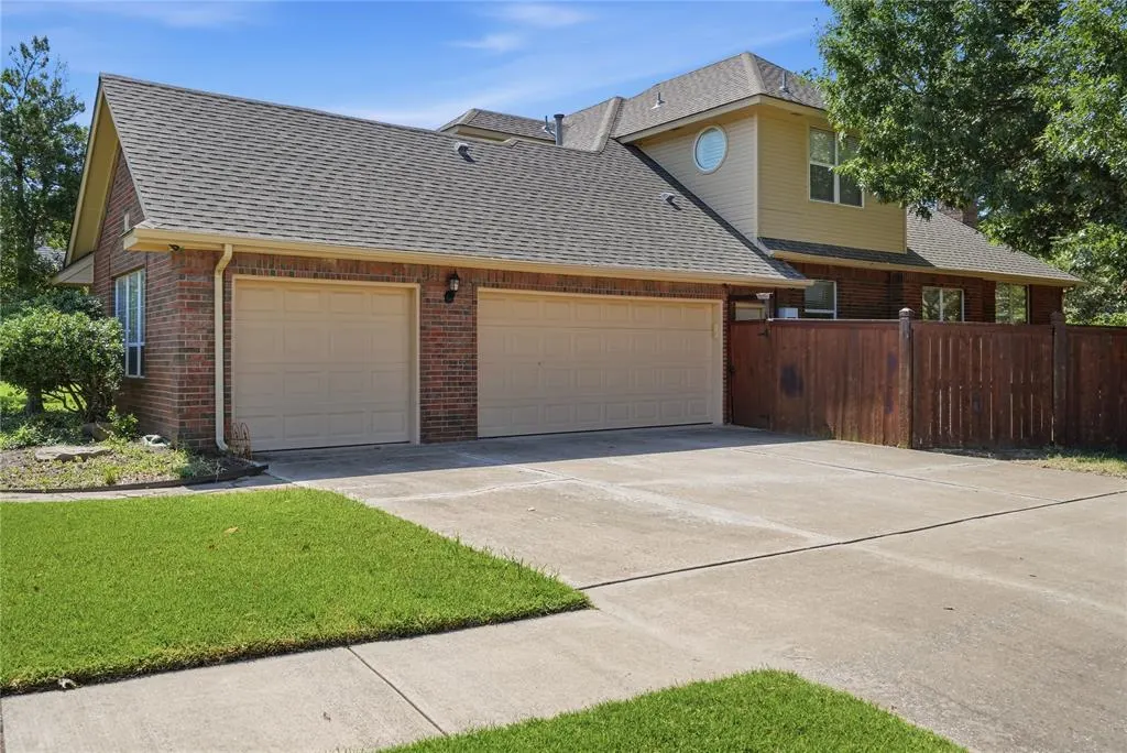 Photo 5 — 4328 Harrogate Drive, Norman, OK 73072