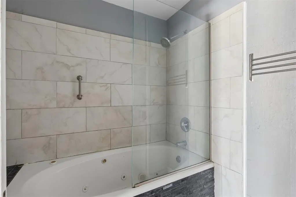 Photo 16 — 3108 NW Drexel Court, Oklahoma City, OK 73107