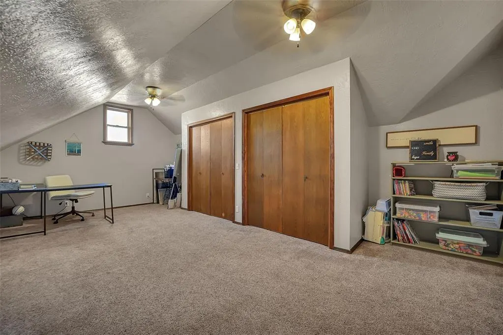 Photo 24 — 320 Elkview Drive, Elk City, OK 73644