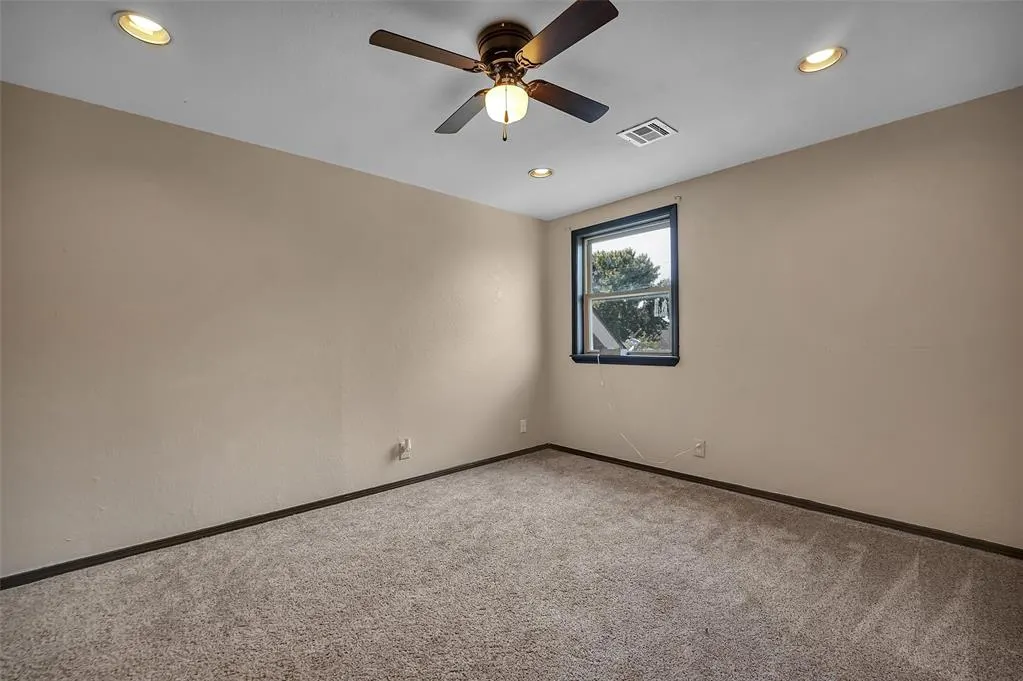 Photo 30 — 320 Elkview Drive, Elk City, OK 73644