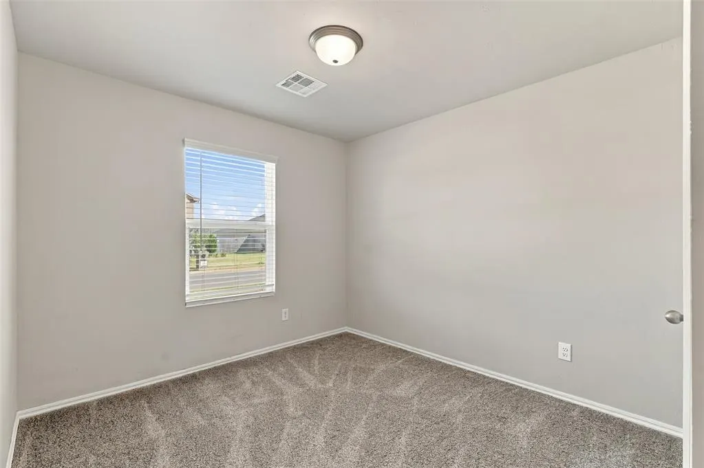 Photo 20 — 2425 Sunshine Lane, Yukon, OK 73099
