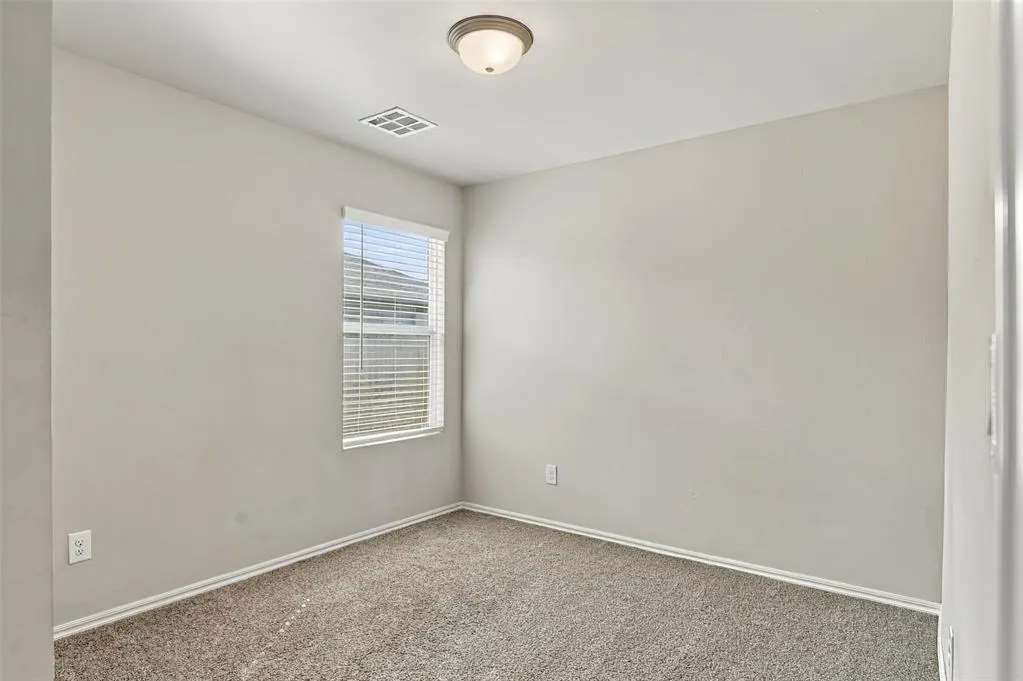 Photo 24 — 2425 Sunshine Lane, Yukon, OK 73099