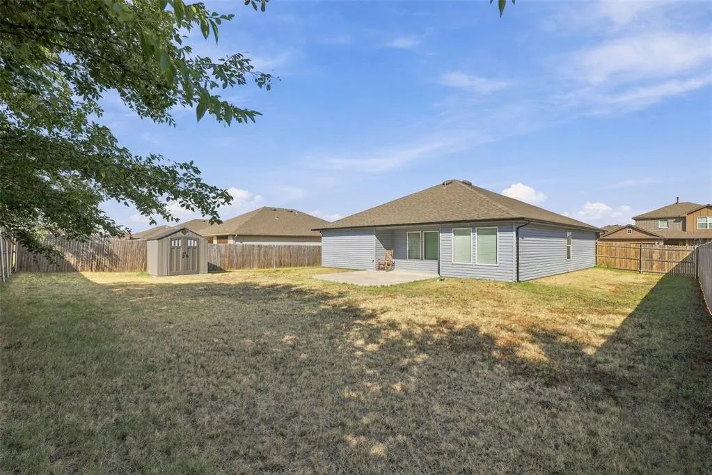 Photo 27 — 2425 Sunshine Lane, Yukon, OK 73099