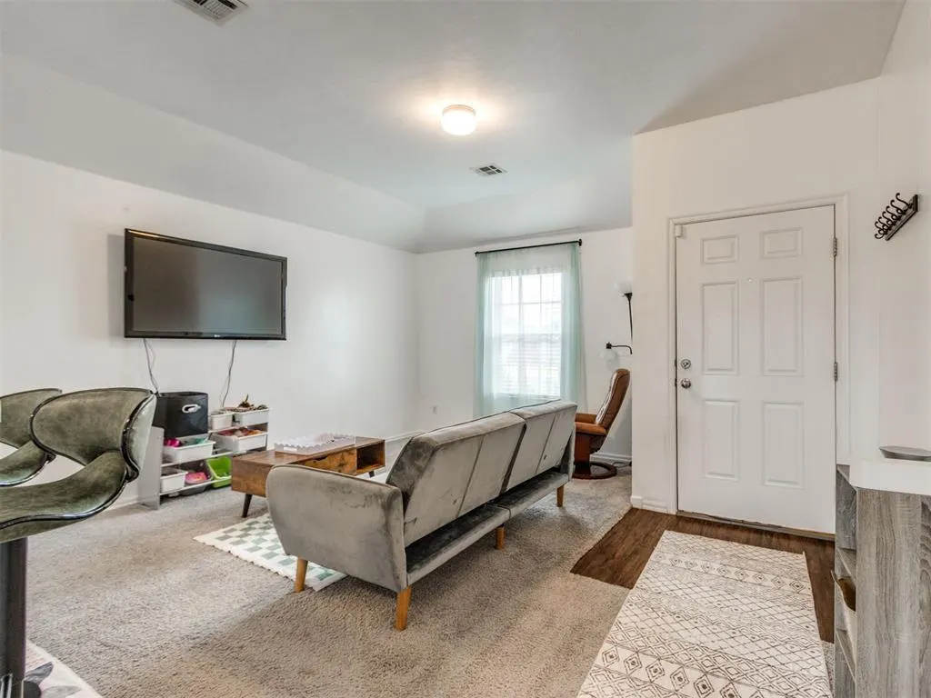 Photo 4 — 1413 Gypsum Place, Noble, OK 73068