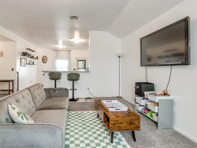 Photo 7 — 1413 Gypsum Place, Noble, OK 73068
