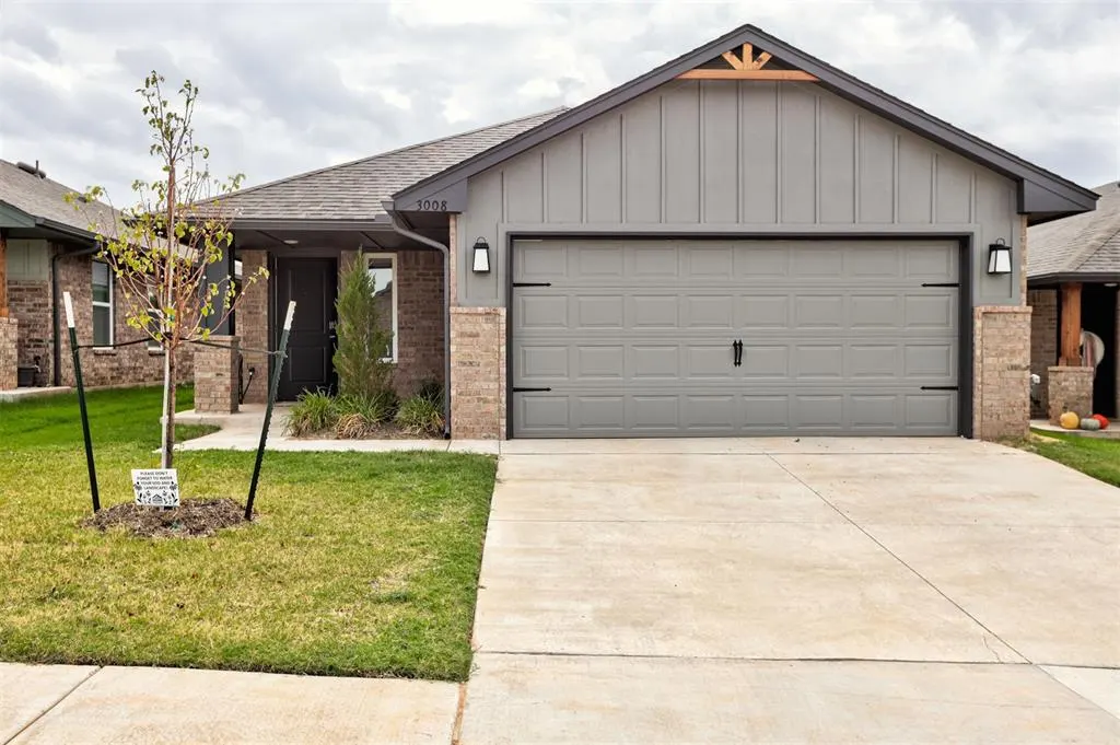 Photo 2 — 3008 NW 196th Place, Edmond, OK 73012