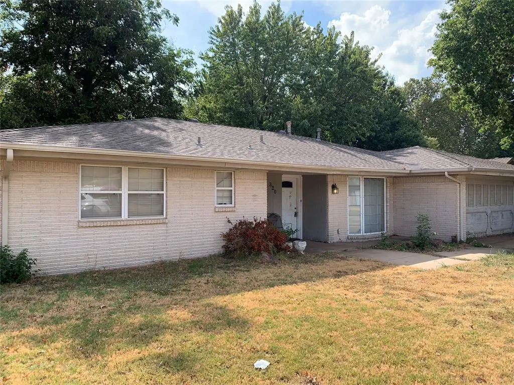 Front exterior — 320 S Ranchwood Mannor Drive, Oklahoma City, OK 73139