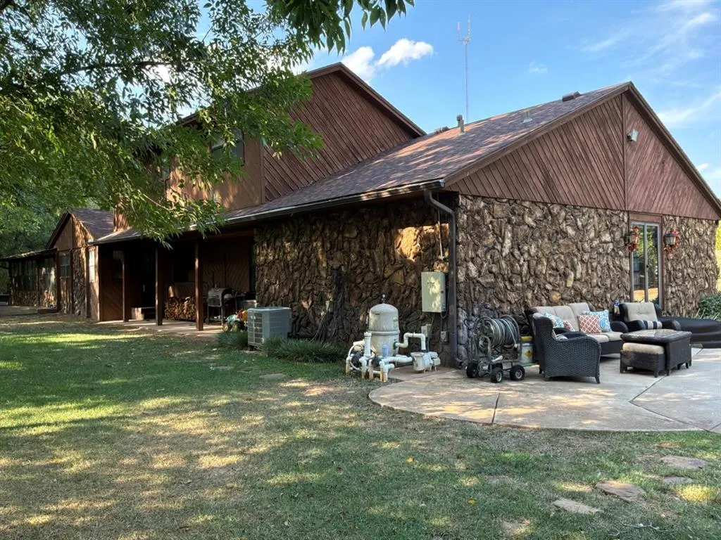 Photo 2 — 1414 E Wilshire Boulevard, Oklahoma City, OK 73111