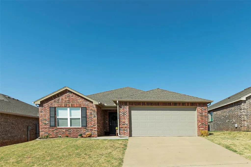 Photo 2 — 609 Audrey Drive, Tuttle, OK 73089