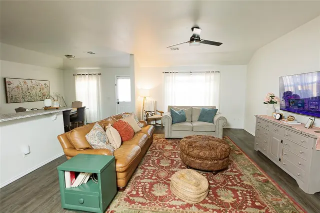 Photo 4 — 609 Audrey Drive, Tuttle, OK 73089