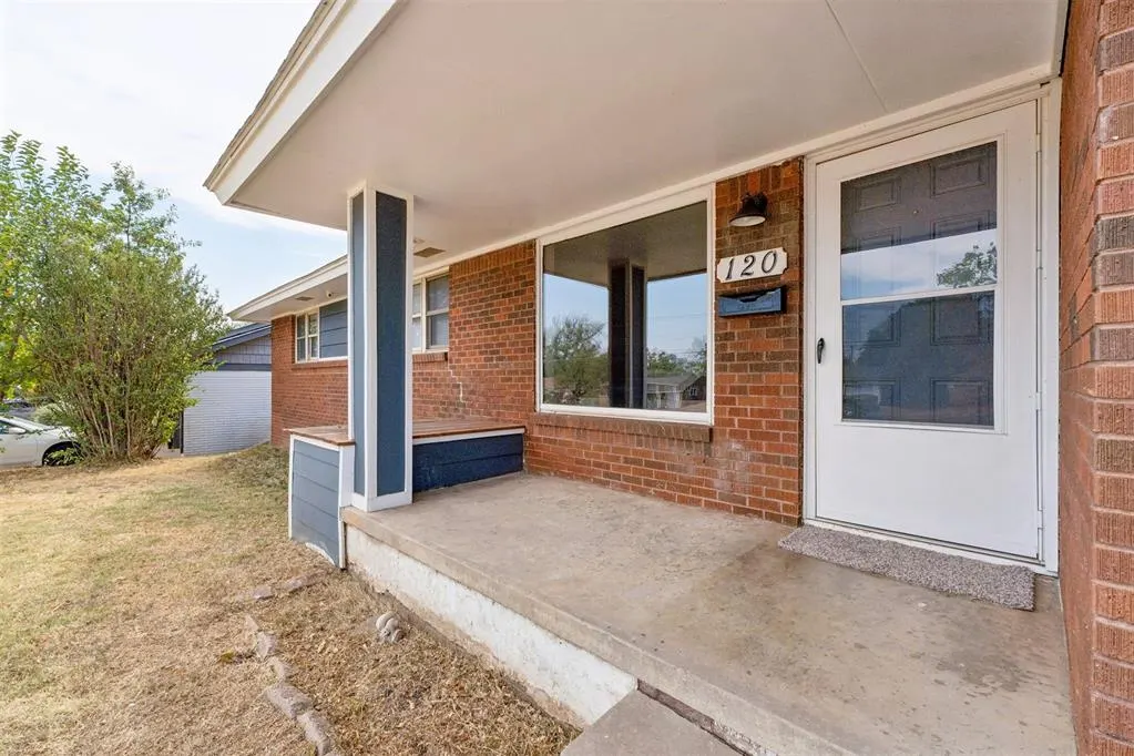 Photo 6 — 120 E Morningside Drive, Midwest City, OK 73110