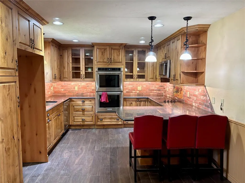 Photo 23 — 133 S Brentwood Drive, Oklahoma City, OK 73139