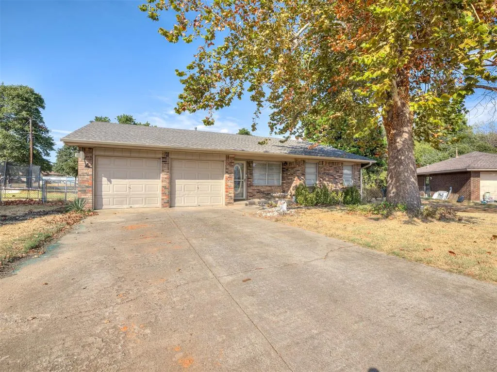 Photo 3 — 3323 Cox Circle, Choctaw, OK 73020
