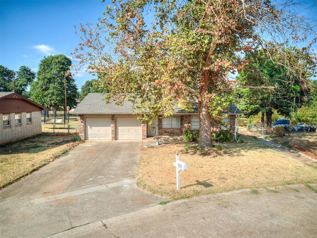 Photo 44 — 3323 Cox Circle, Choctaw, OK 73020