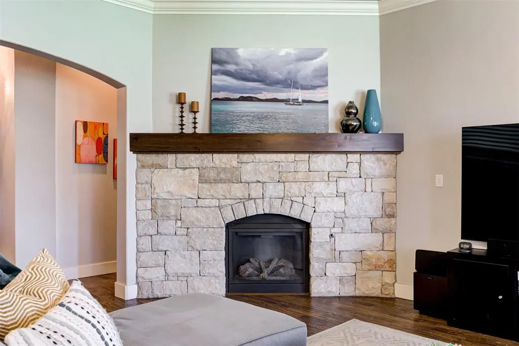 Photo 9 — 533 Newport Bridge Drive, Edmond, OK 73034