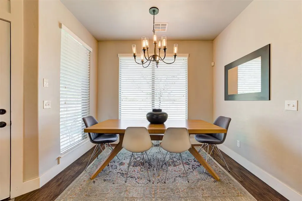 Photo 10 — 533 Newport Bridge Drive, Edmond, OK 73034