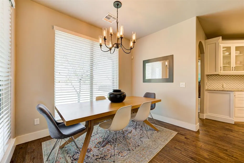 Photo 11 — 533 Newport Bridge Drive, Edmond, OK 73034