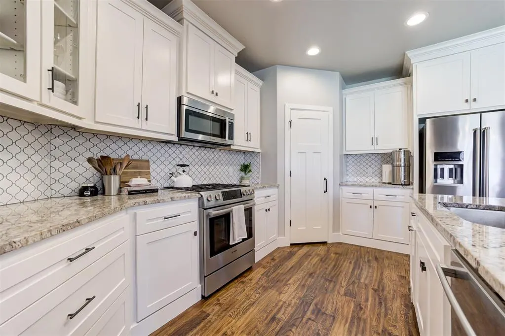 Photo 13 — 533 Newport Bridge Drive, Edmond, OK 73034