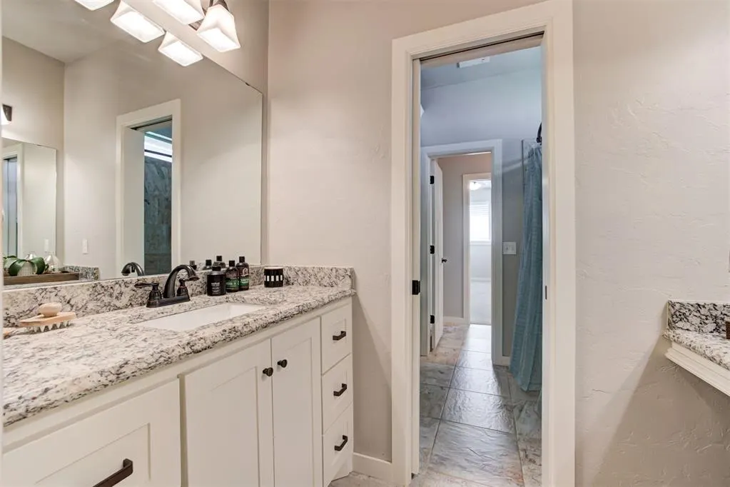 Photo 27 — 533 Newport Bridge Drive, Edmond, OK 73034