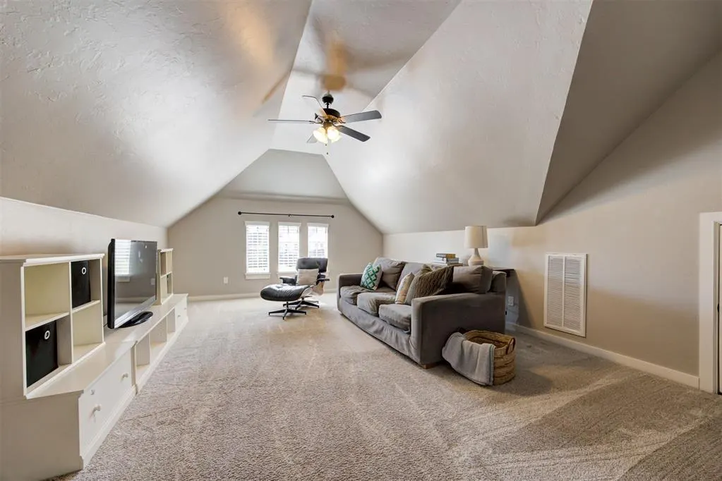 Photo 42 — 533 Newport Bridge Drive, Edmond, OK 73034