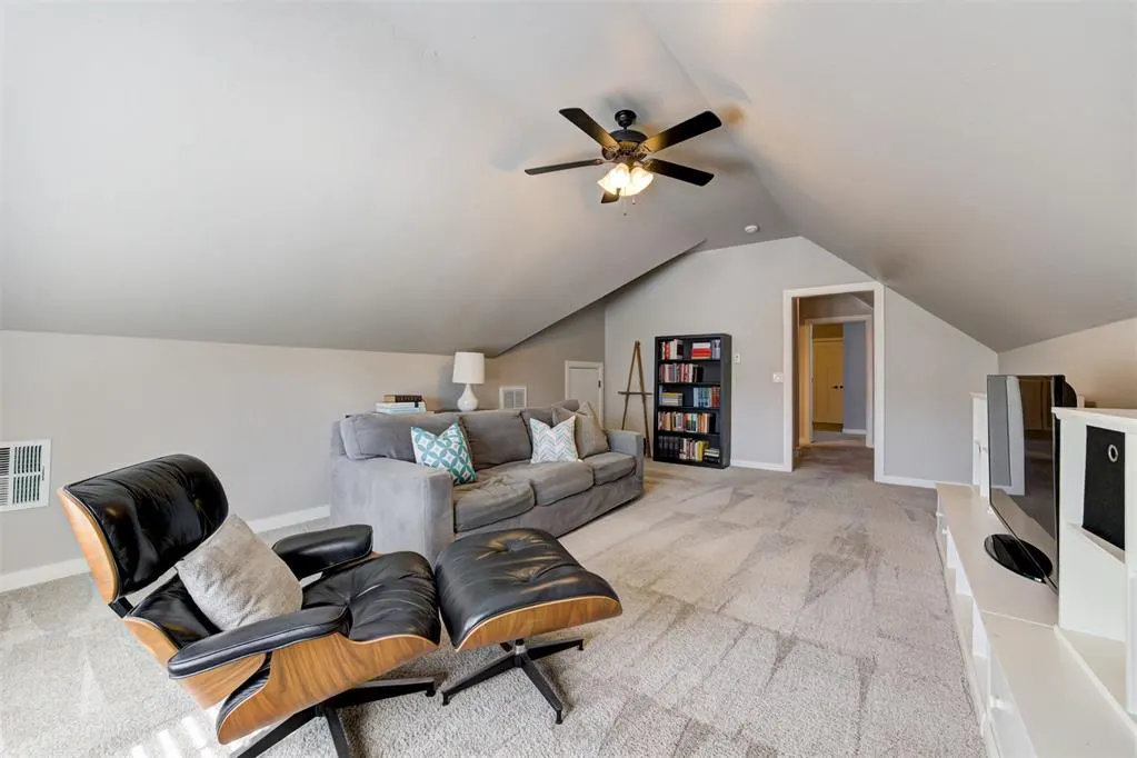 Photo 43 — 533 Newport Bridge Drive, Edmond, OK 73034