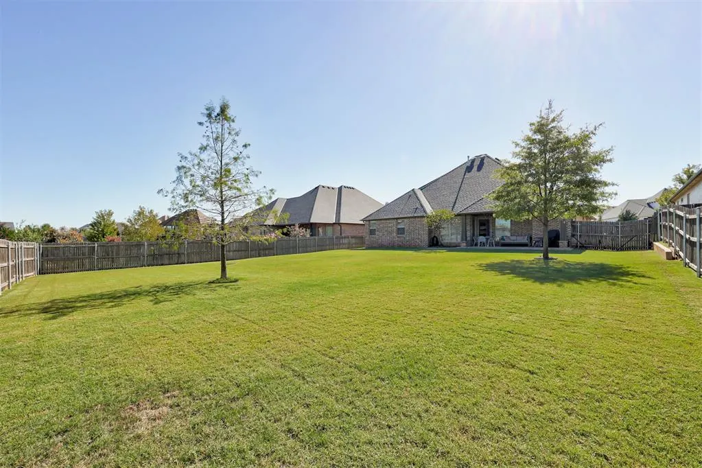 Photo 47 — 533 Newport Bridge Drive, Edmond, OK 73034