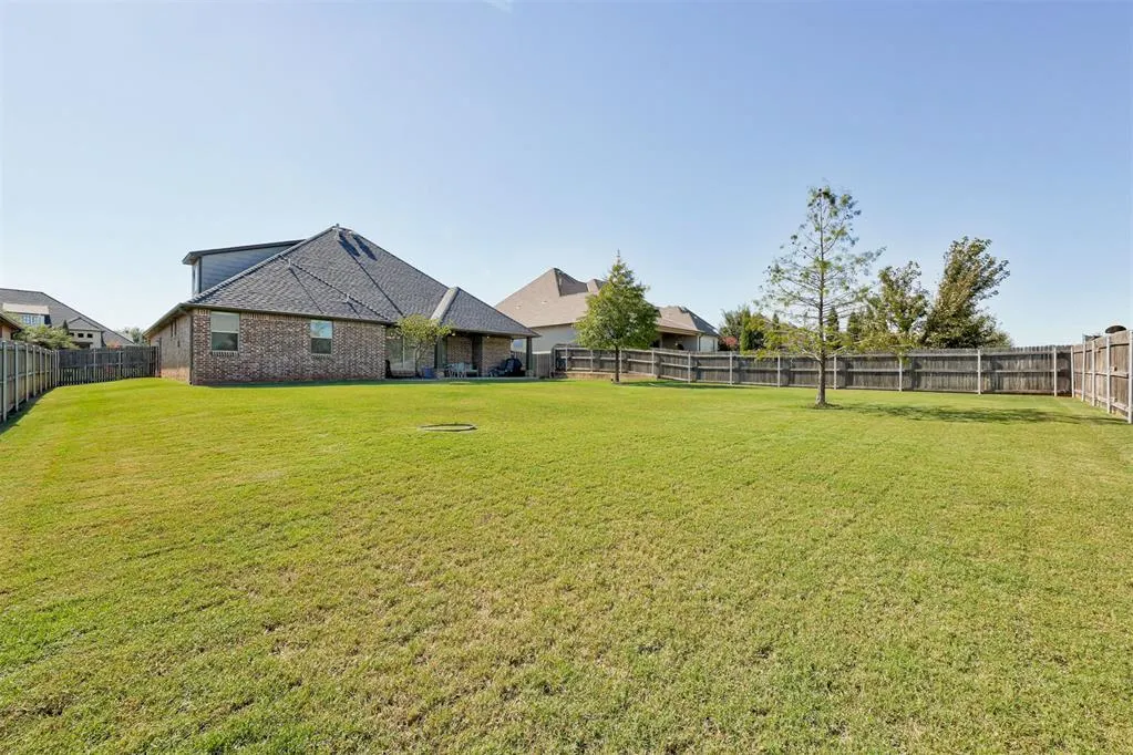 Photo 48 — 533 Newport Bridge Drive, Edmond, OK 73034