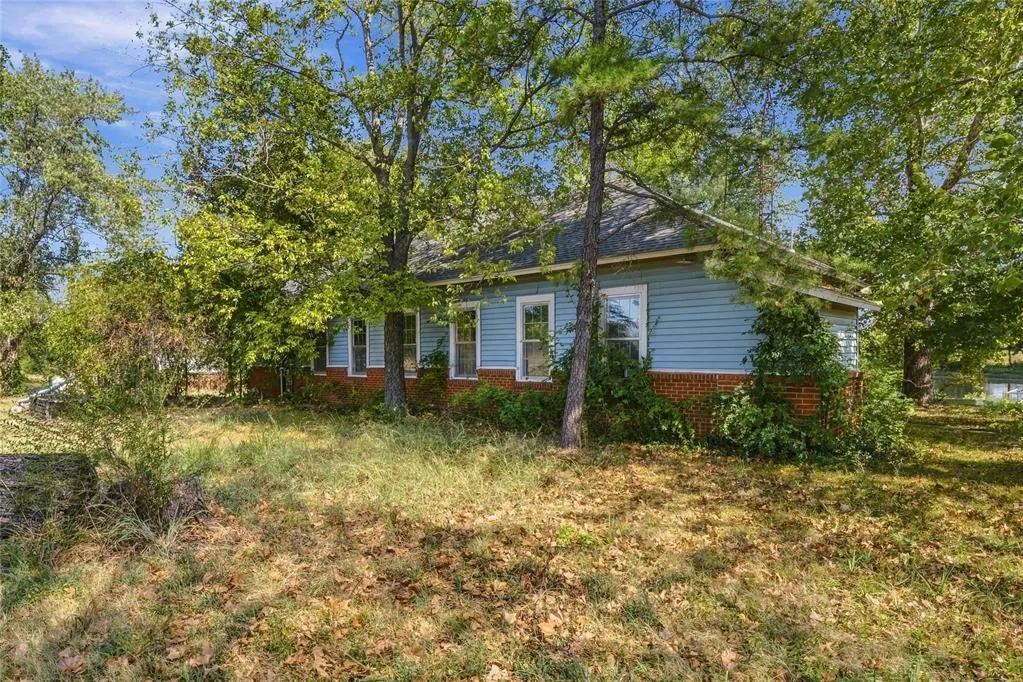 Photo 4 — 1008 E Elm Street, Stroud, OK 74079
