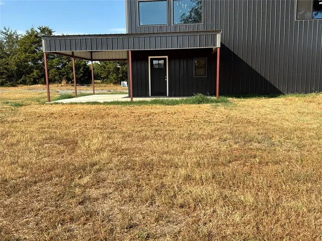 Photo 2 — 14031 Highway 99 Highway, Konawa, OK 74849
