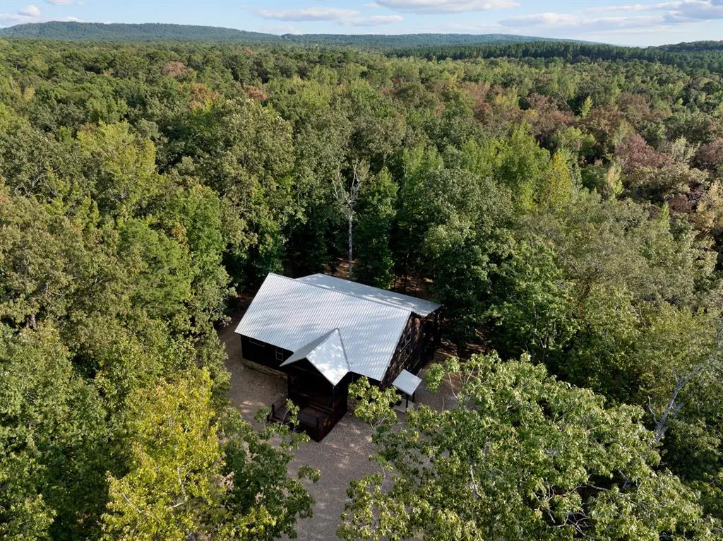 Photo 3 — 250 Almond Lane, Broken Bow, OK 74728
