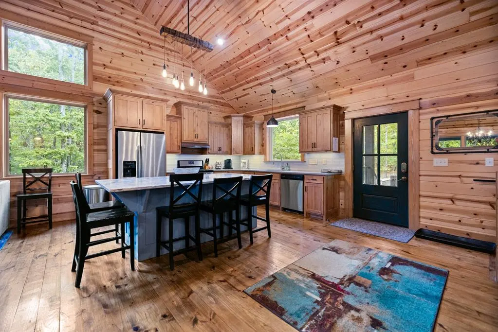 Photo 6 — 250 Almond Lane, Broken Bow, OK 74728