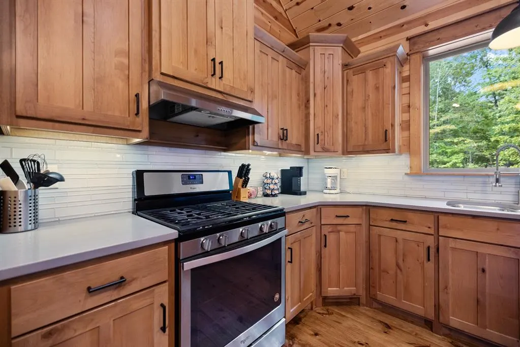 Photo 10 — 250 Almond Lane, Broken Bow, OK 74728