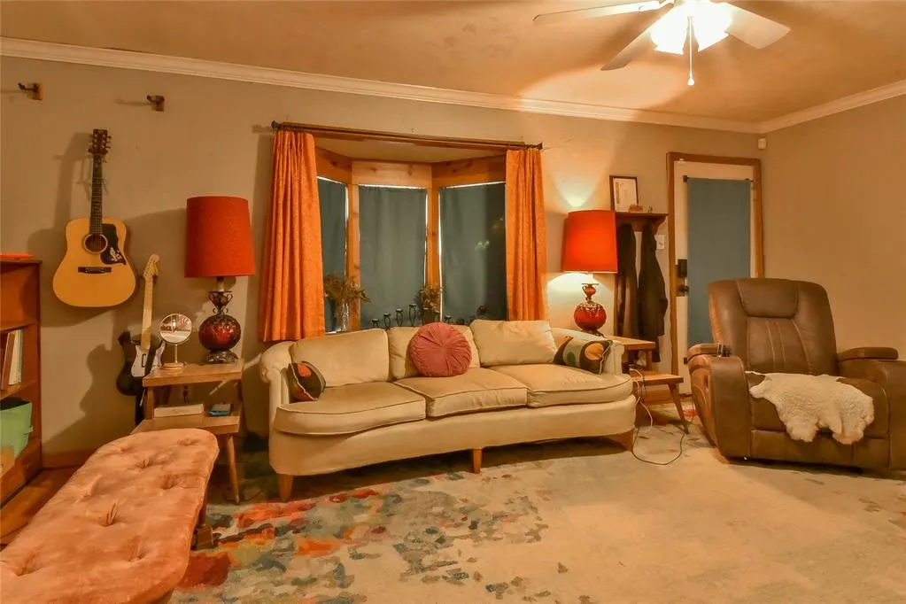 Photo 4 — 1001 N Tabor Avenue, Oklahoma City, OK 73107