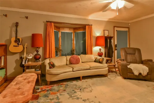 Photo 4 — 1001 N Tabor Avenue, Oklahoma City, OK 73107