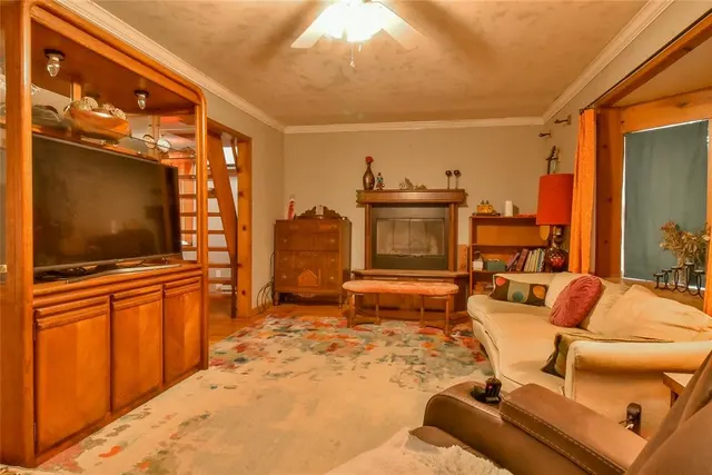 Photo 5 — 1001 N Tabor Avenue, Oklahoma City, OK 73107