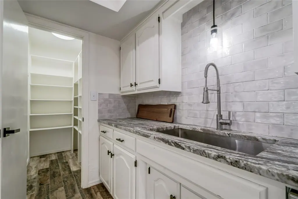 Photo 19 — 501 Pleasant Oaks Circle, Edmond, OK 73034