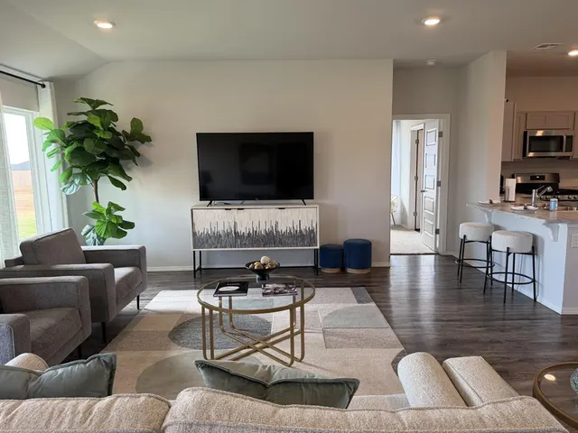 Photo 2 — 13405 Juneberry Drive, McLoud, OK 74851