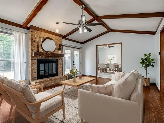 Photo 4 — 1908 Edgewater Lane, Edmond, OK 73013
