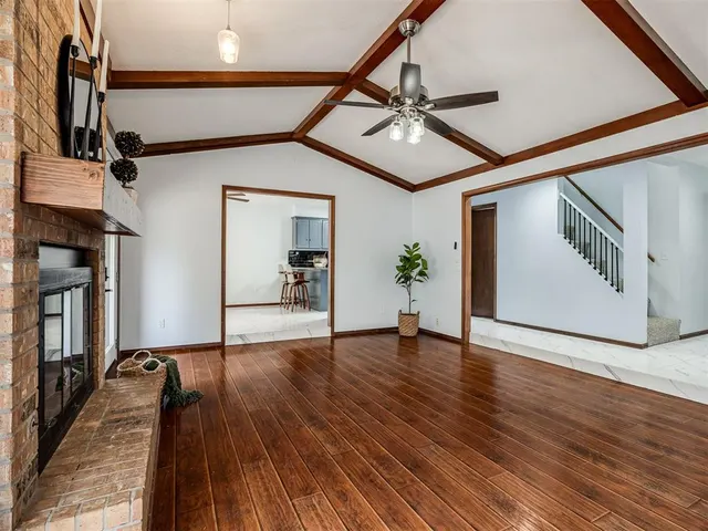 Photo 6 — 1908 Edgewater Lane, Edmond, OK 73013